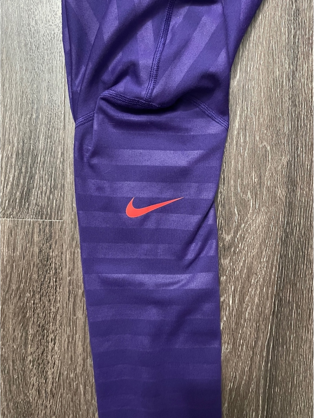 Nike Pro HyperWarm 1/2 Zip Striped Pullover - Picture 4 of 8